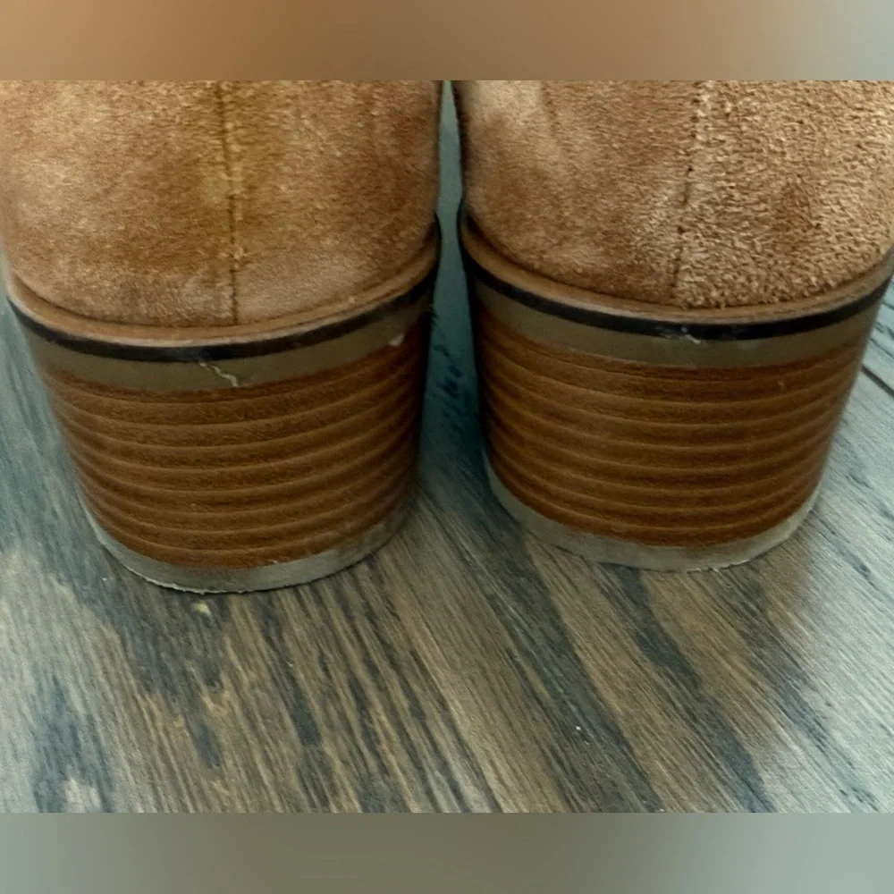 Aquatalia Reeta Luxe Weatherproof Suede Bootie Size 9.5